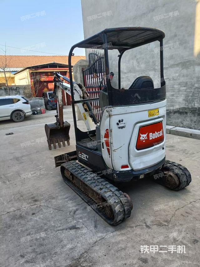 驾驶室整体（整机外观）