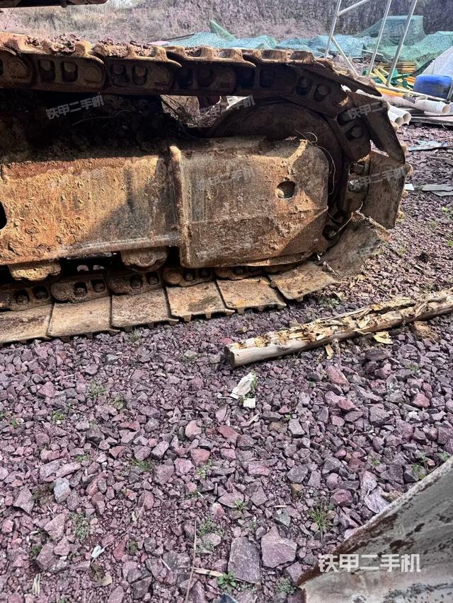 右導(dǎo)向輪（行走機(jī)構(gòu)）