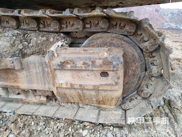 右侧行走马达盖板(行走机构) 右侧行走马达盖板(行走机构)