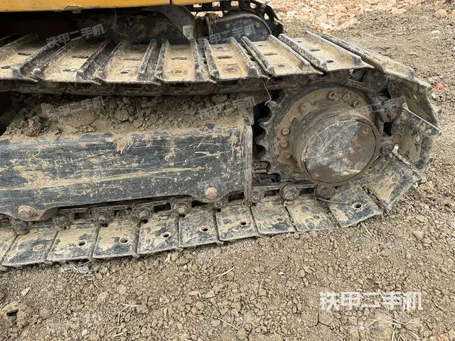 左托鏈輪和鏈筋(行走機構(gòu)) 左托鏈輪和鏈筋(行走機構(gòu))