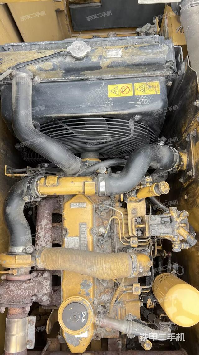 发动机整体俯视（整机外观）