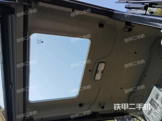 頂棚整體（駕駛室部分）