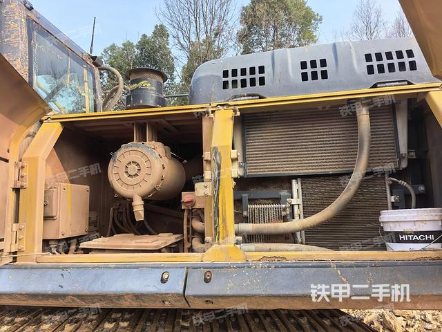 散熱器正面（大件艙室）