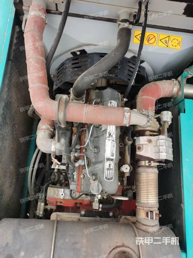 發(fā)動(dòng)機(jī)整體俯視（整機(jī)外觀）