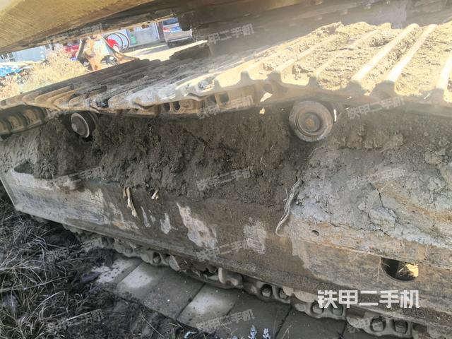 右導向輪(行走機構) 右導向輪(行走機構)