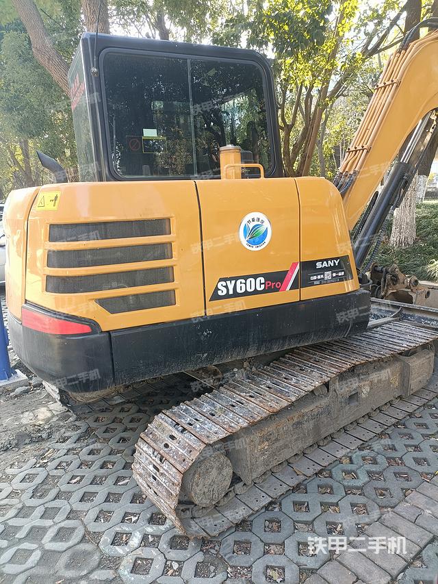 单侧履带整体（整机外观）