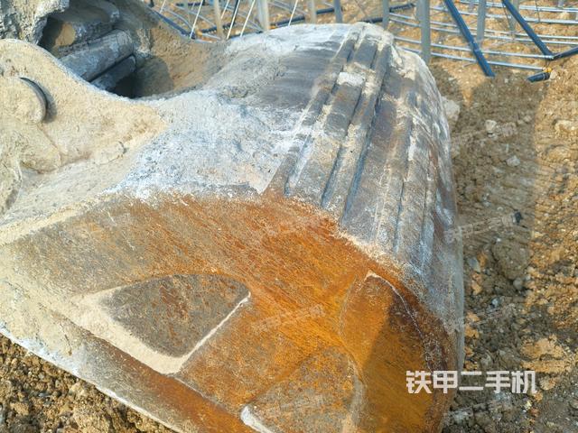 小臂整體左后（工作和回轉(zhuǎn)裝置）