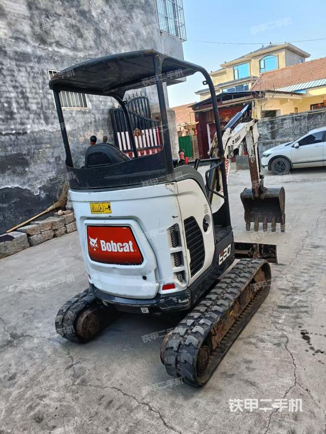 整机右后45°（整机外观）