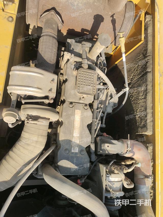 發(fā)動機室(上車部件) 發(fā)動機室(上車部件)