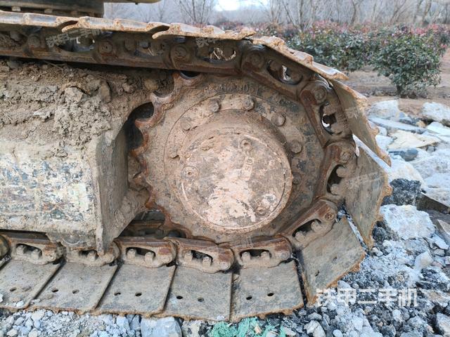 左驅(qū)動(dòng)輪(行走機(jī)構(gòu)) 左驅(qū)動(dòng)輪(行走機(jī)構(gòu))