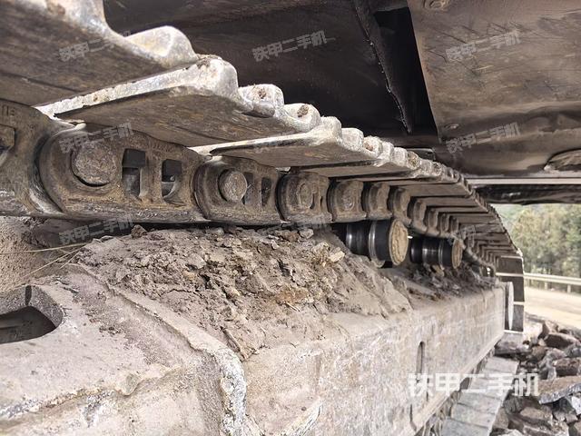 单侧履带整体（整机外观）