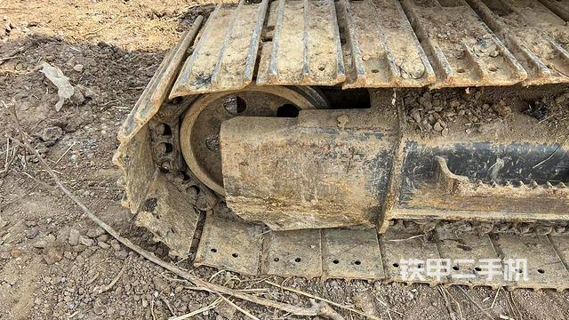 左導(dǎo)向輪（行走機(jī)構(gòu)）