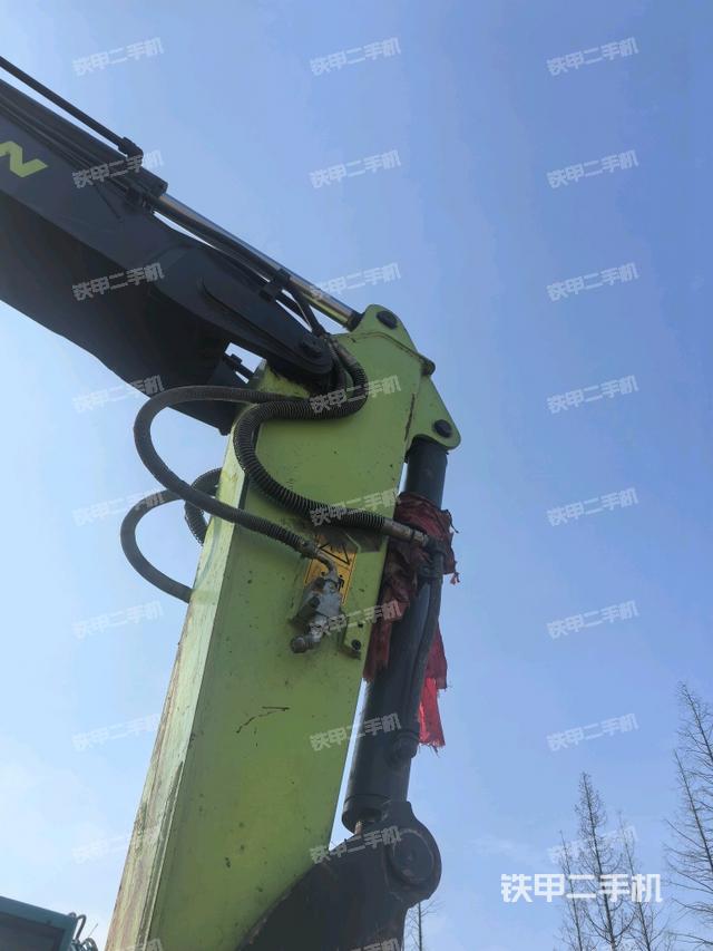 小臂整體右前（工作和回轉(zhuǎn)裝置）