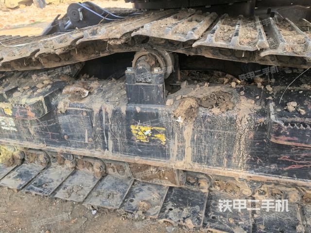 左側(cè)行走馬達蓋板（行走機構(gòu)）