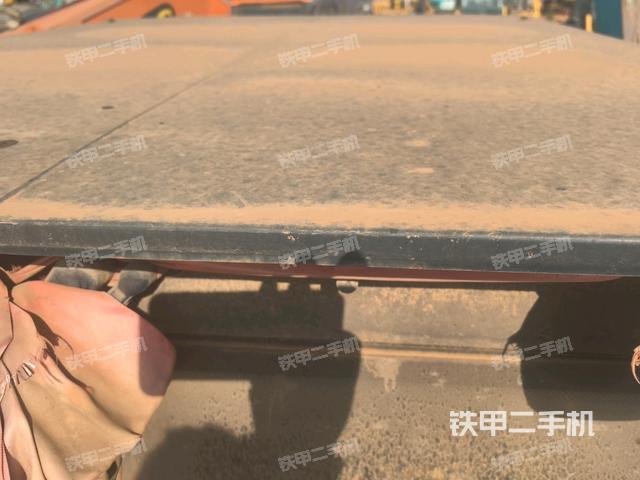 駕駛室外頂全景（壓路機(jī)駕駛室）