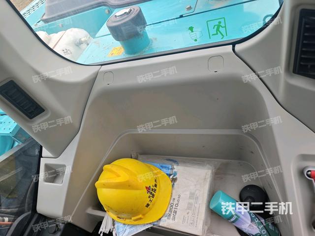 座椅左側控制臺/音響/含左手柄（駕駛室部分）