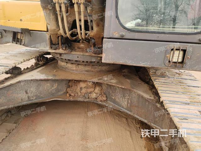 轉盤和下車架正前（工作和回轉裝置）