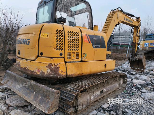 左后45(整機(jī)外觀) 左后45(整機(jī)外觀)