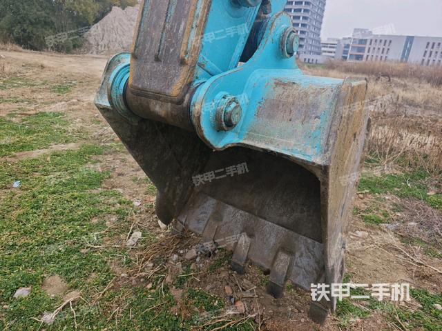 小臂整體左后（工作和回轉裝置）