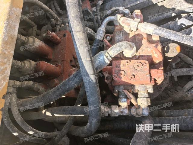 回轉(zhuǎn)馬達(dá)(上車(chē)部件) 回轉(zhuǎn)馬達(dá)(上車(chē)部件)