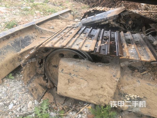 左側(cè)行走馬達(dá)蓋板(行走機(jī)構(gòu)) 左側(cè)行走馬達(dá)蓋板(行走機(jī)構(gòu))