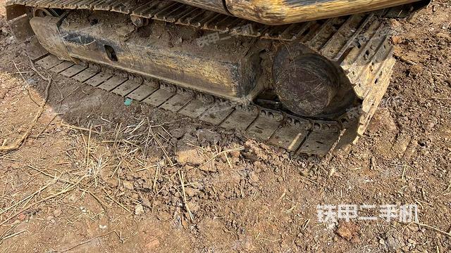 左側(cè)履帶整體?（行走機(jī)構(gòu)）