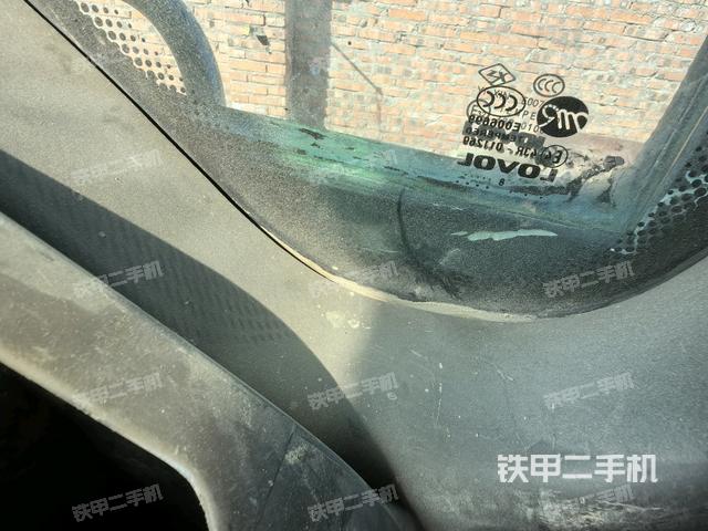 駕駛室左后45度(駕駛室部分) 駕駛室左后45度(駕駛室部分)