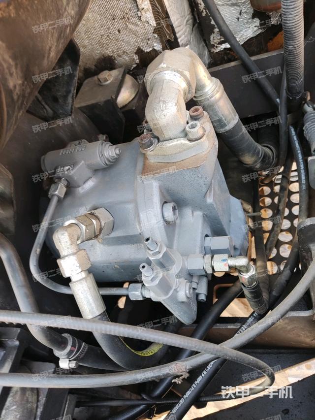 液壓泵室(大件艙室) 液壓泵室(大件艙室)