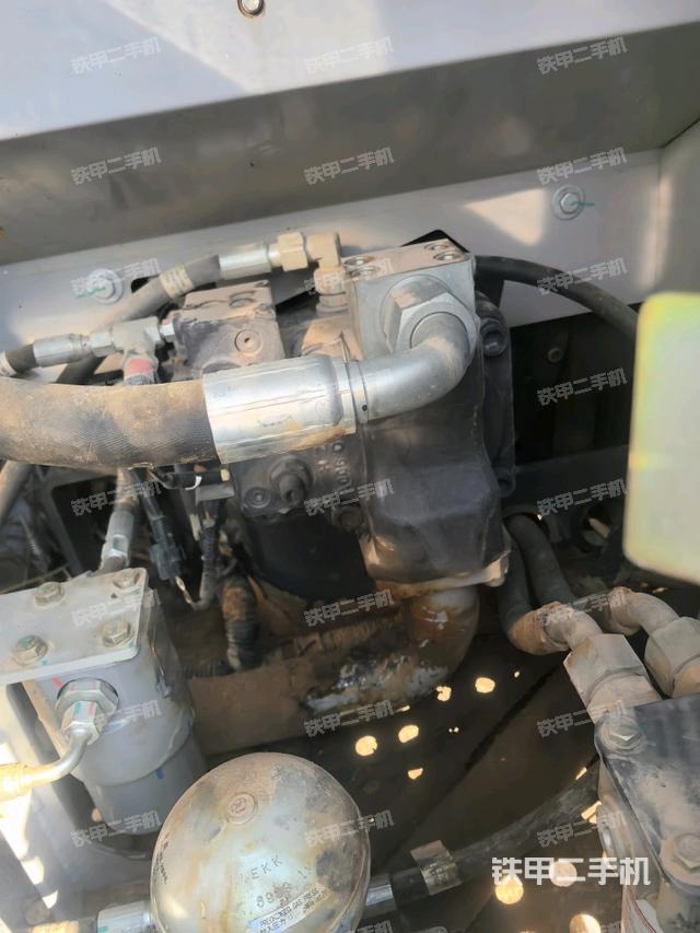 液壓泵室（大件艙室）