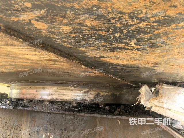 轉盤和下車架正前（工作和回轉裝置）