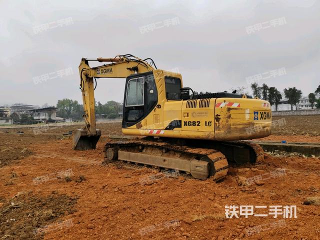 左后45(整機(jī)外觀) 左后45(整機(jī)外觀)