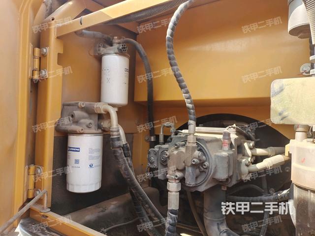 液壓泵室(大件艙室) 液壓泵室(大件艙室)