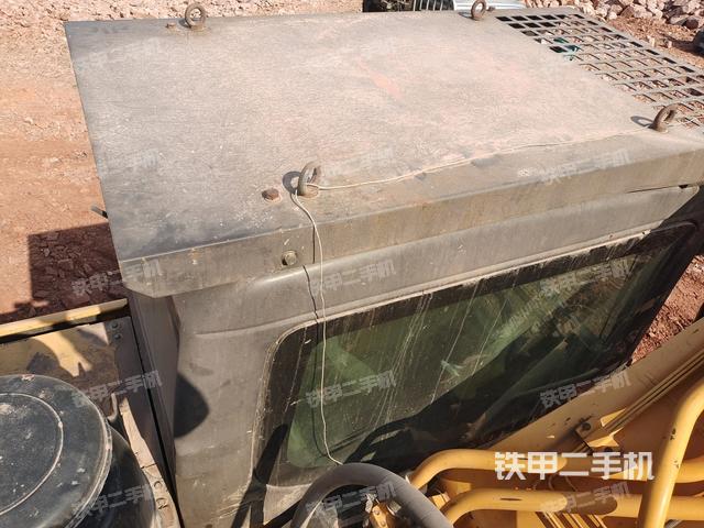 發(fā)動(dòng)機(jī)室(上車部件) 發(fā)動(dòng)機(jī)室(上車部件)