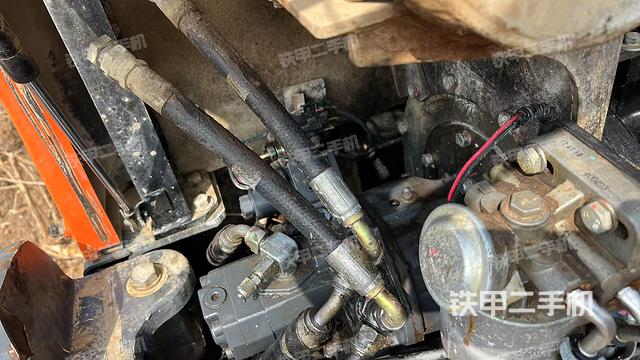 液壓泵室（大件艙室）