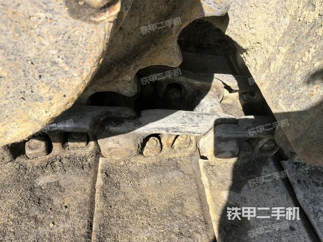 右側(cè)行走馬達(dá)蓋板(行走機(jī)構(gòu)) 右側(cè)行走馬達(dá)蓋板(行走機(jī)構(gòu))