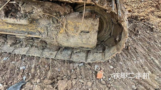 右導向輪(行走機構) 右導向輪(行走機構)