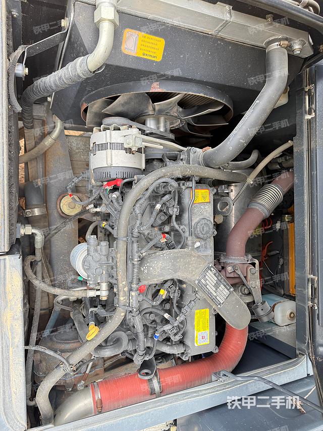 发动机整体俯视（整机外观）