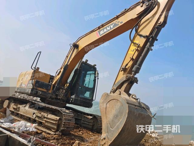 右前45(整機(jī)外觀) 右前45(整機(jī)外觀)