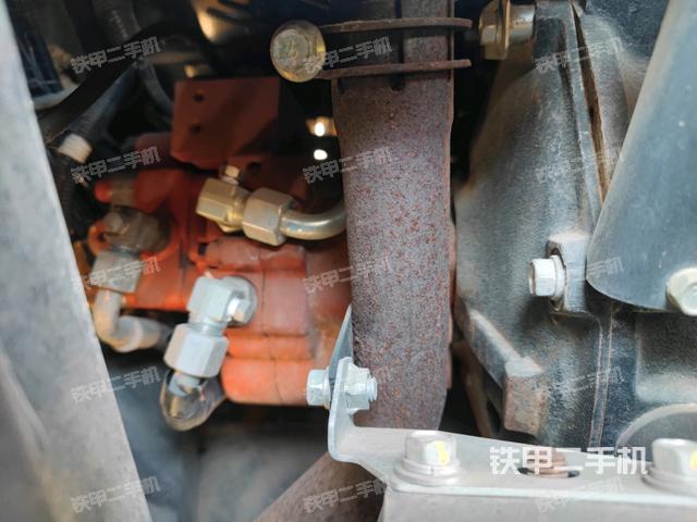 液壓泵室（大件艙室）