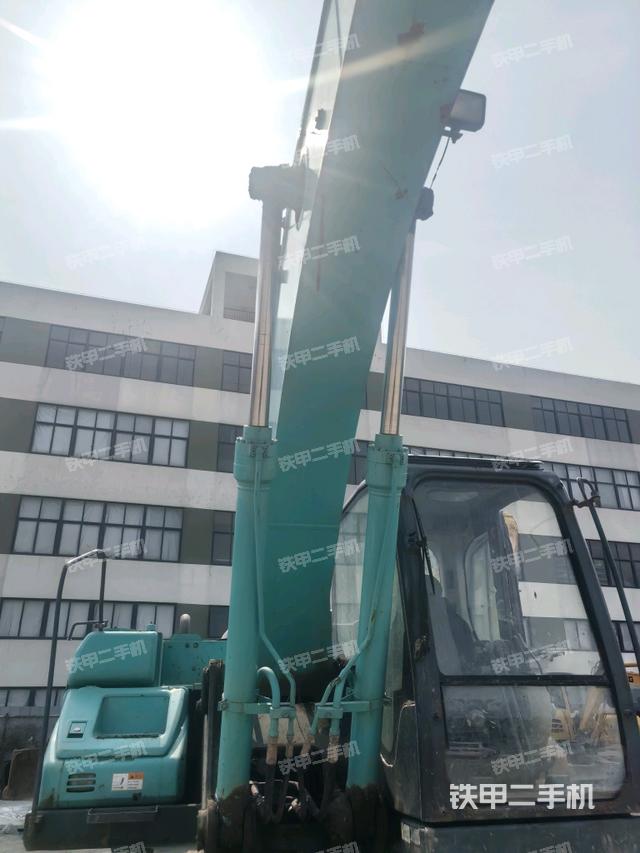 大臂油缸整體?豎拍（工作和回轉裝置）