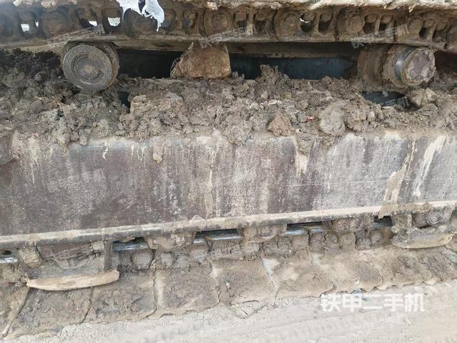 右側行走馬達蓋板（行走機構）