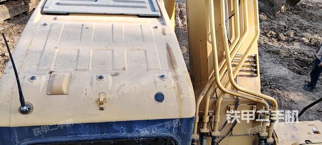 駕駛室頂部（整機(jī)外觀）