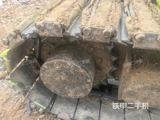 左側行走馬達蓋板（行走機構）