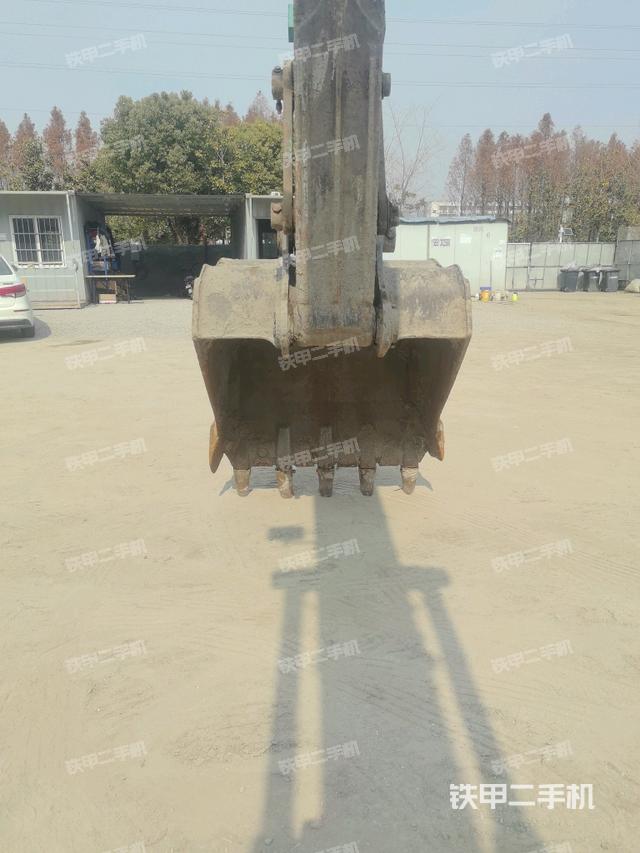 鏟斗右后整體（工作和回轉裝置）