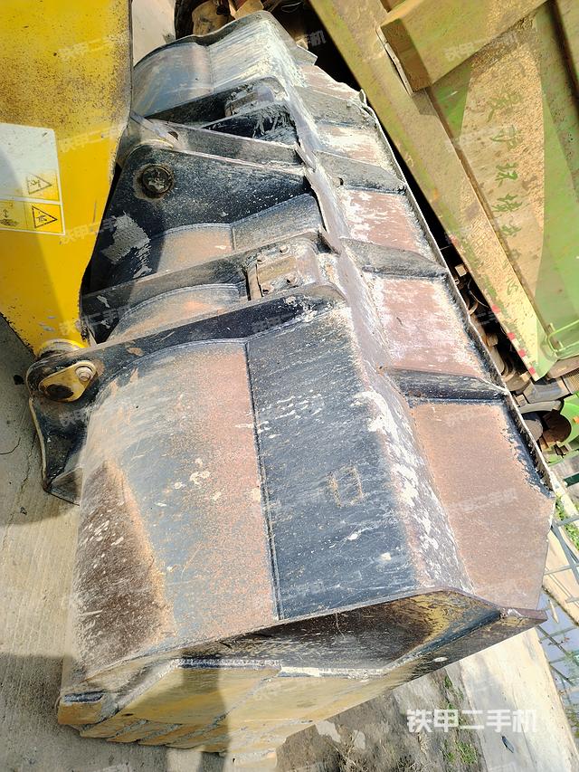 工作装置整体（整机外观及大件）