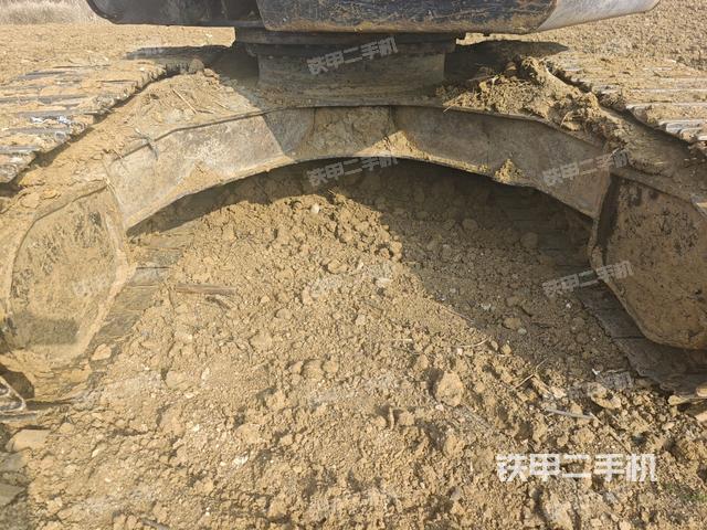 左側(cè)履帶整體?(行走機構(gòu)) 左側(cè)履帶整體?(行走機構(gòu))