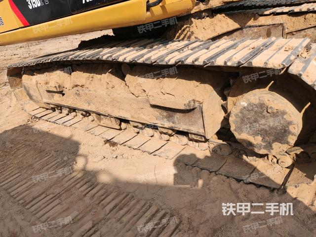 左側(cè)履帶整體?（行走機構(gòu)）