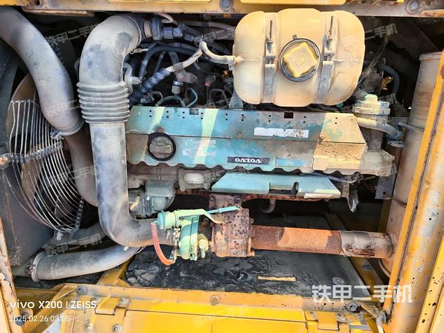 发动机整体俯视（整机外观）