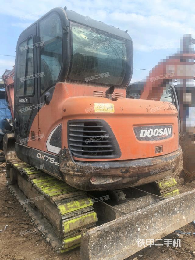 左后45（整機外觀）