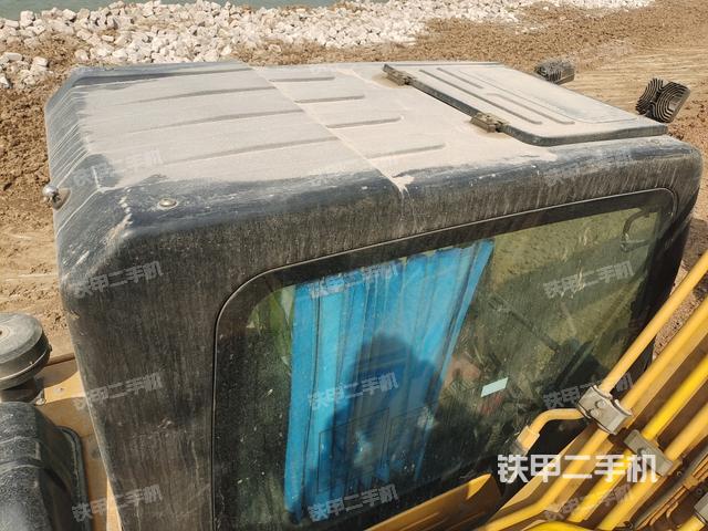 氣門室蓋螺絲特寫(上車部件) 氣門室蓋螺絲特寫(上車部件)